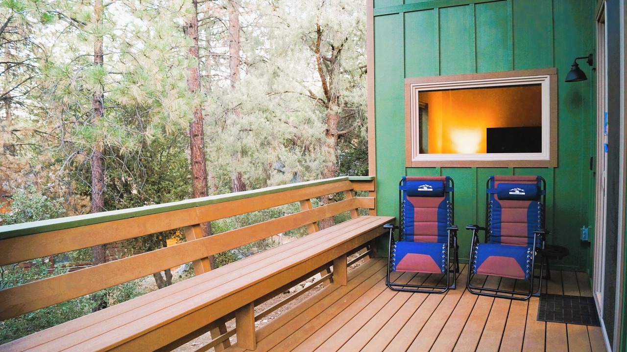 Photo of Patio Balcony in Pine Mountain Club