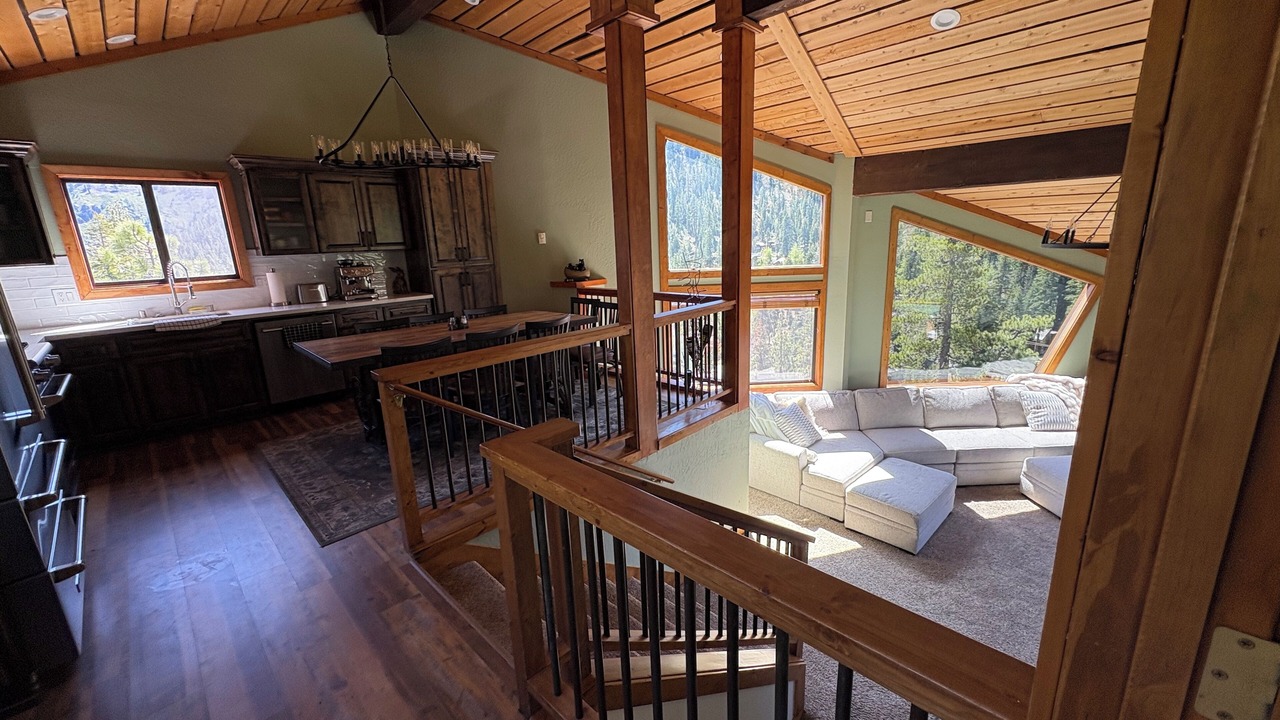 Photo of Bedroom in Alpine Meadows