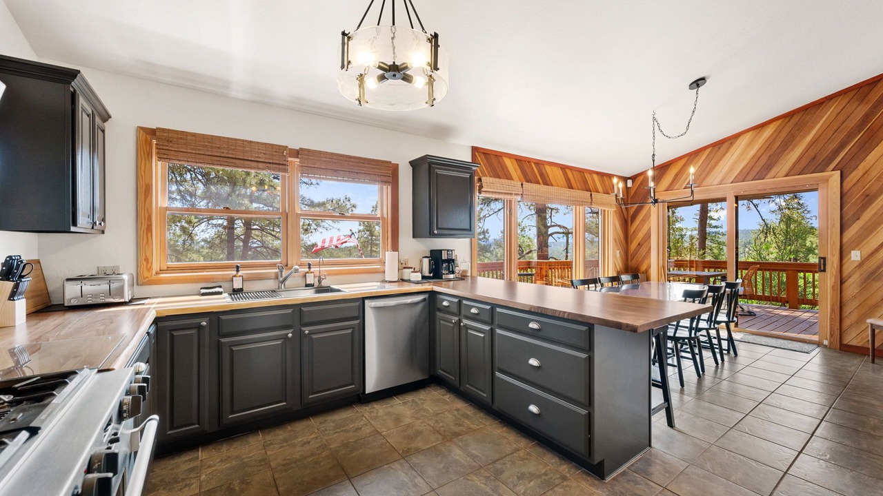 Photo of Kitchen in Highland Pines