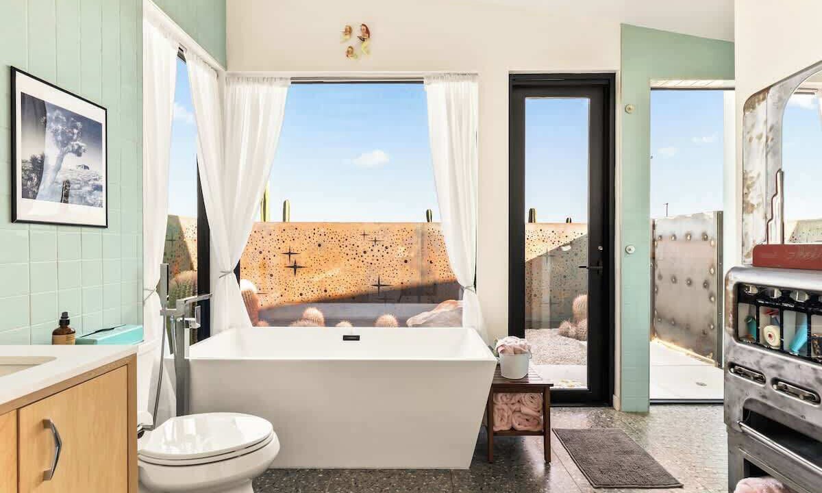 Photo of Bathroom in Yucca Valley
