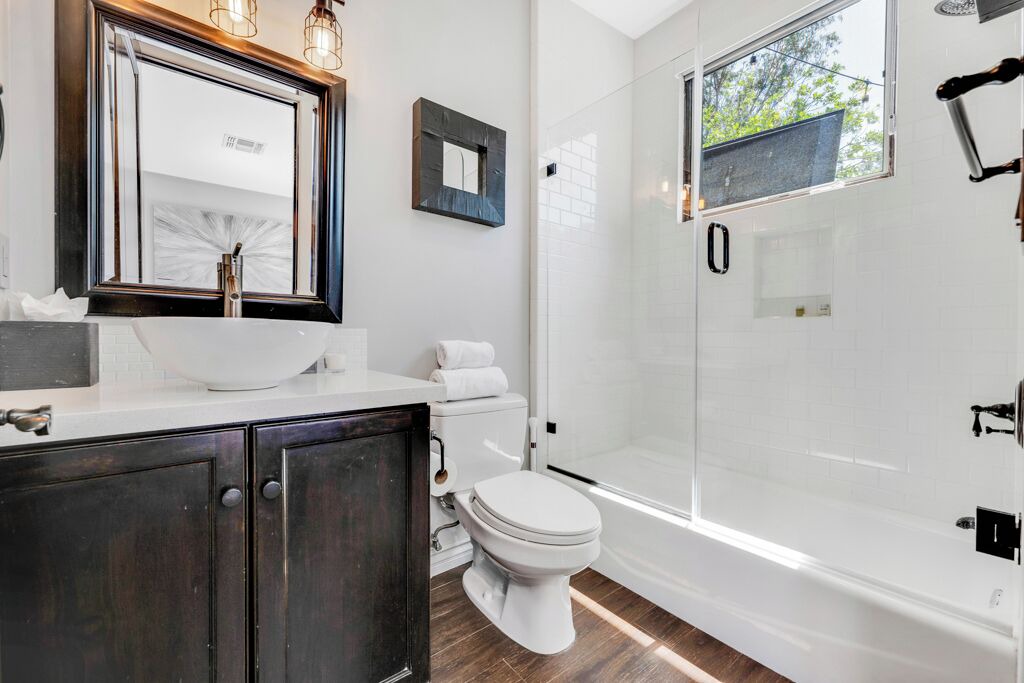 Photo of Bathroom in Hollywood Hills