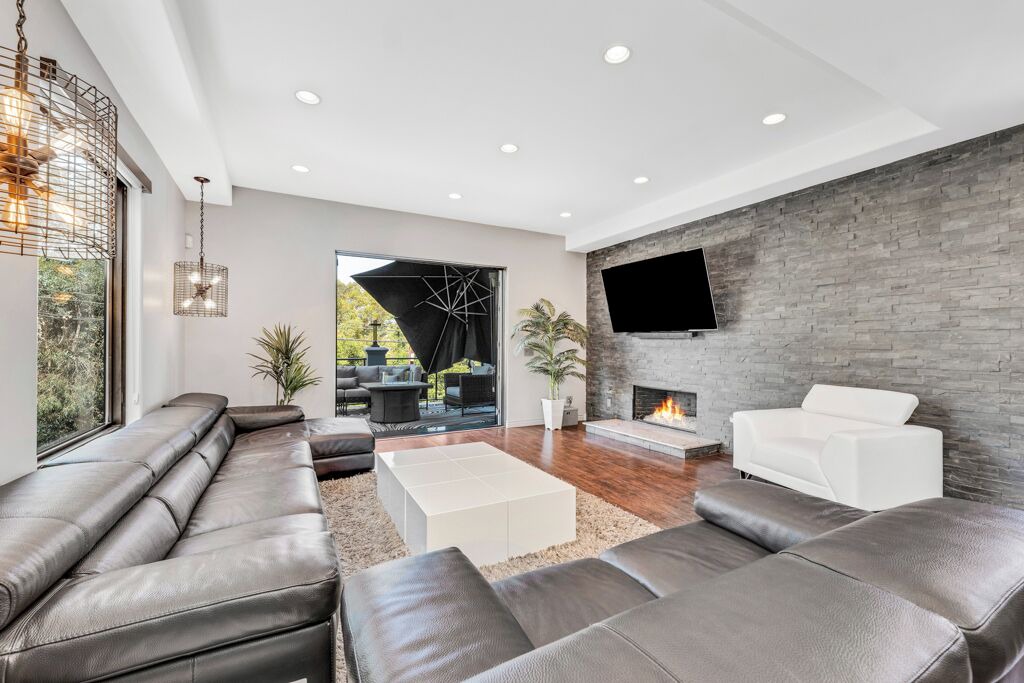 Photo of Livingroom in Hollywood Hills