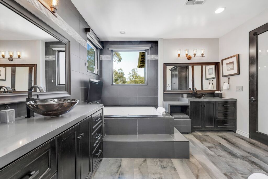 Photo of Bathroom in Hollywood Hills