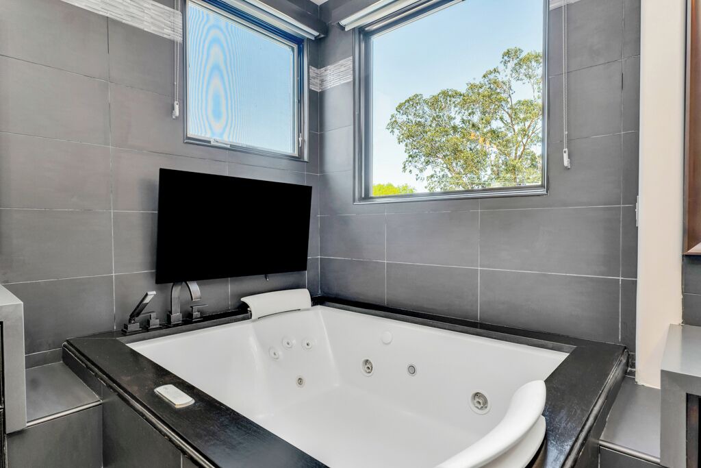 Photo of Bathroom in Hollywood Hills