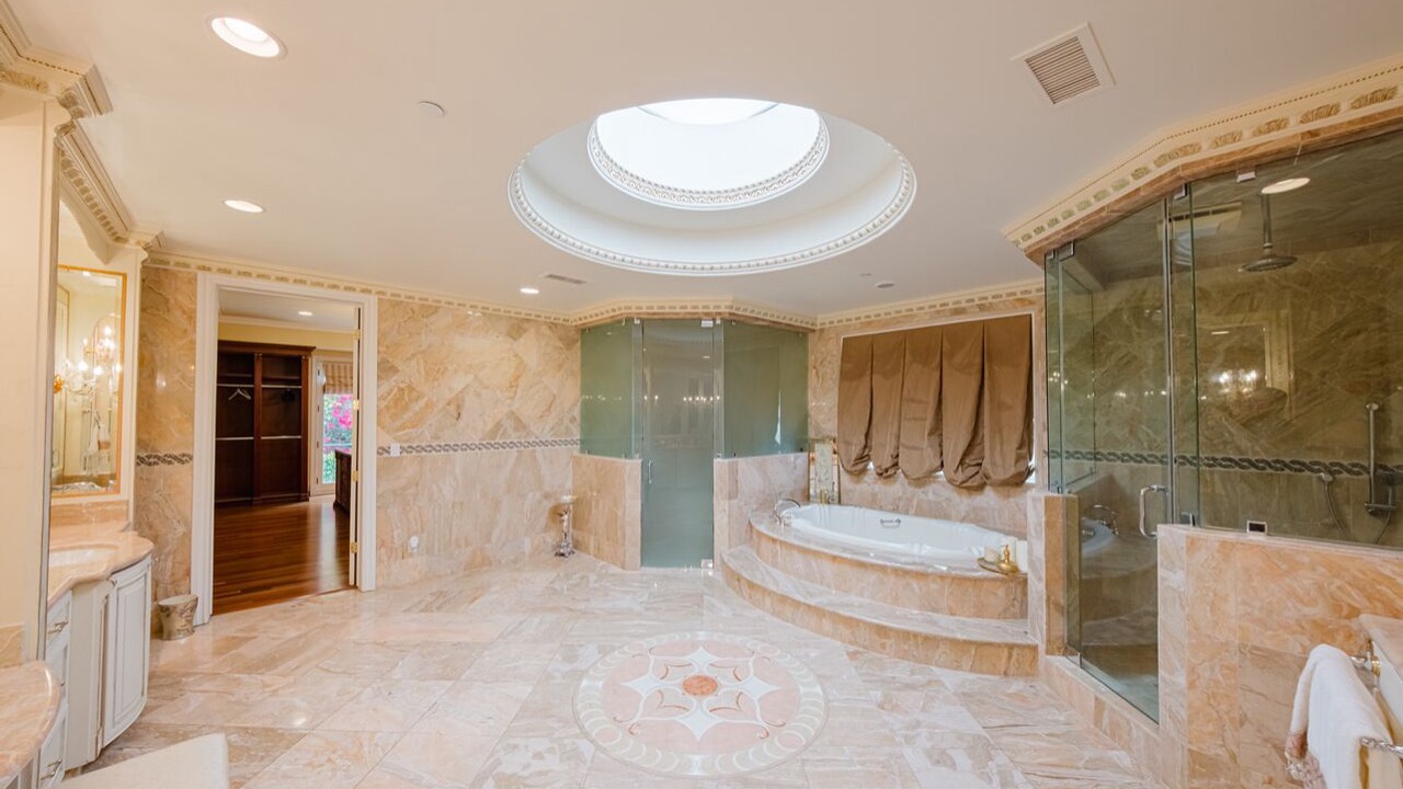 Photo of Bathroom in Beverly Hills