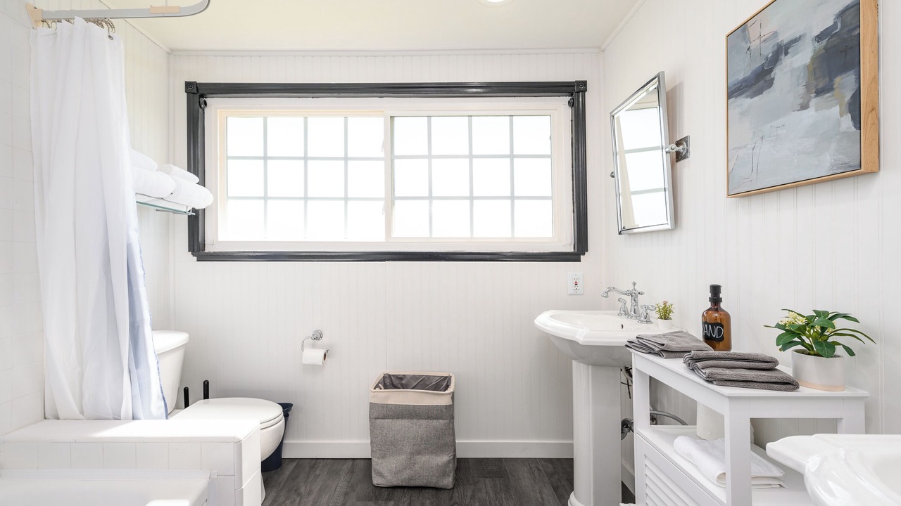Photo of Bathroom in Placentia