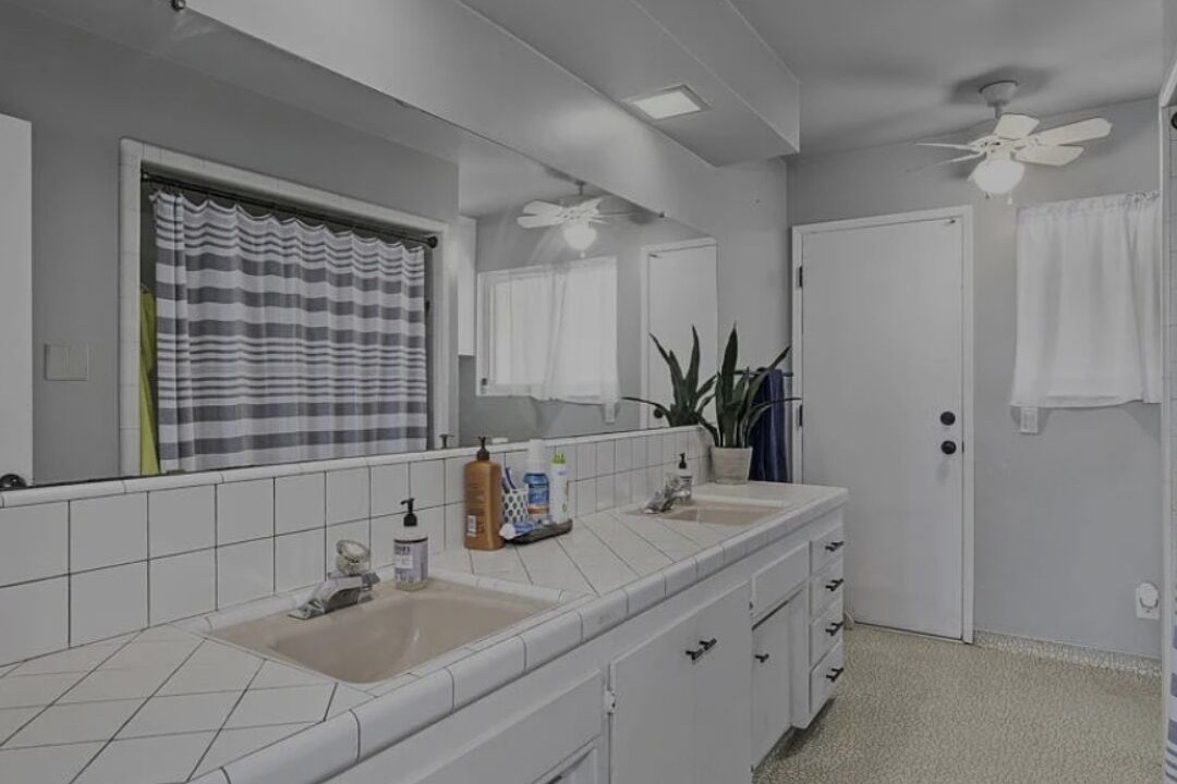 Photo of Bathroom in Greenacres