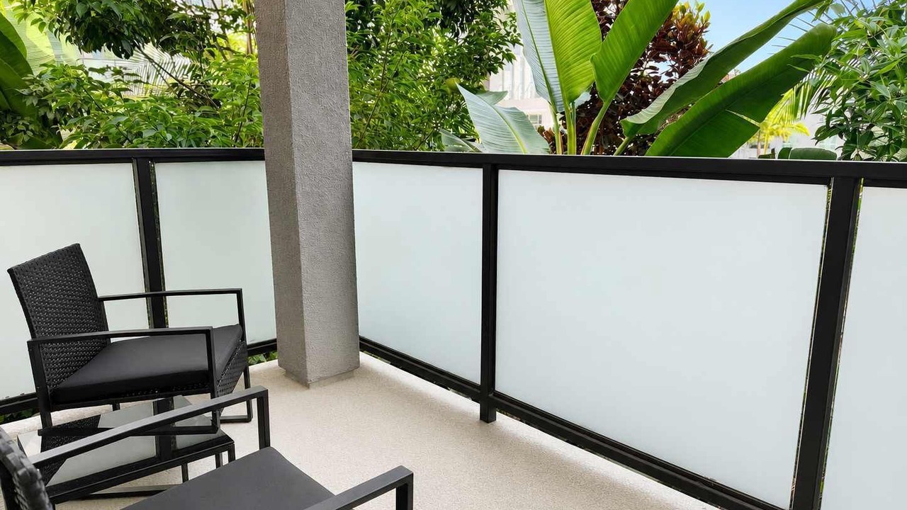 Photo of Patio Balcony in Lyon Street