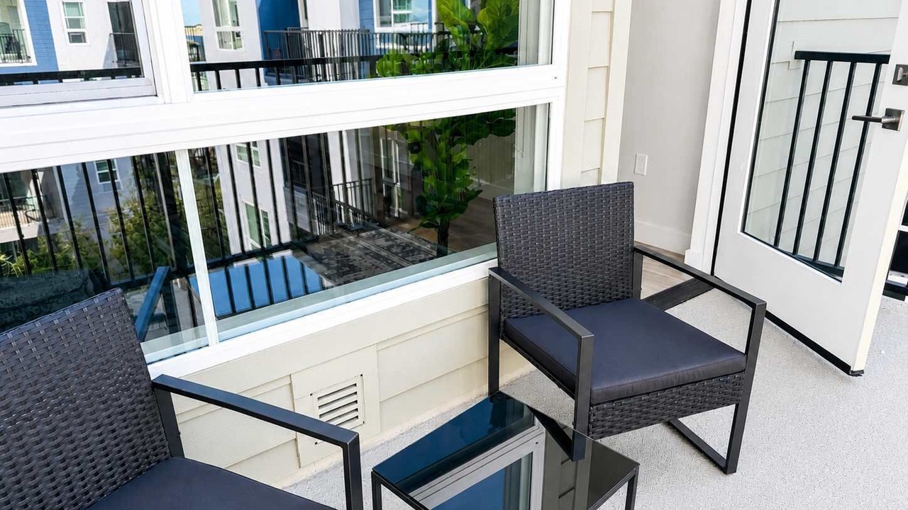 Photo of Patio Balcony in Lyon Street