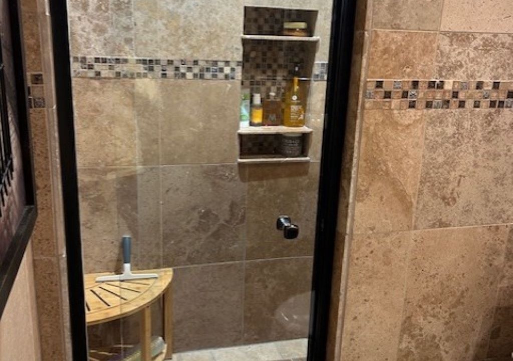 Photo of Bathroom in Dewey-Humboldt
