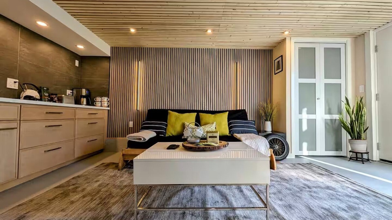 Photo of Livingroom in Outer Sunset