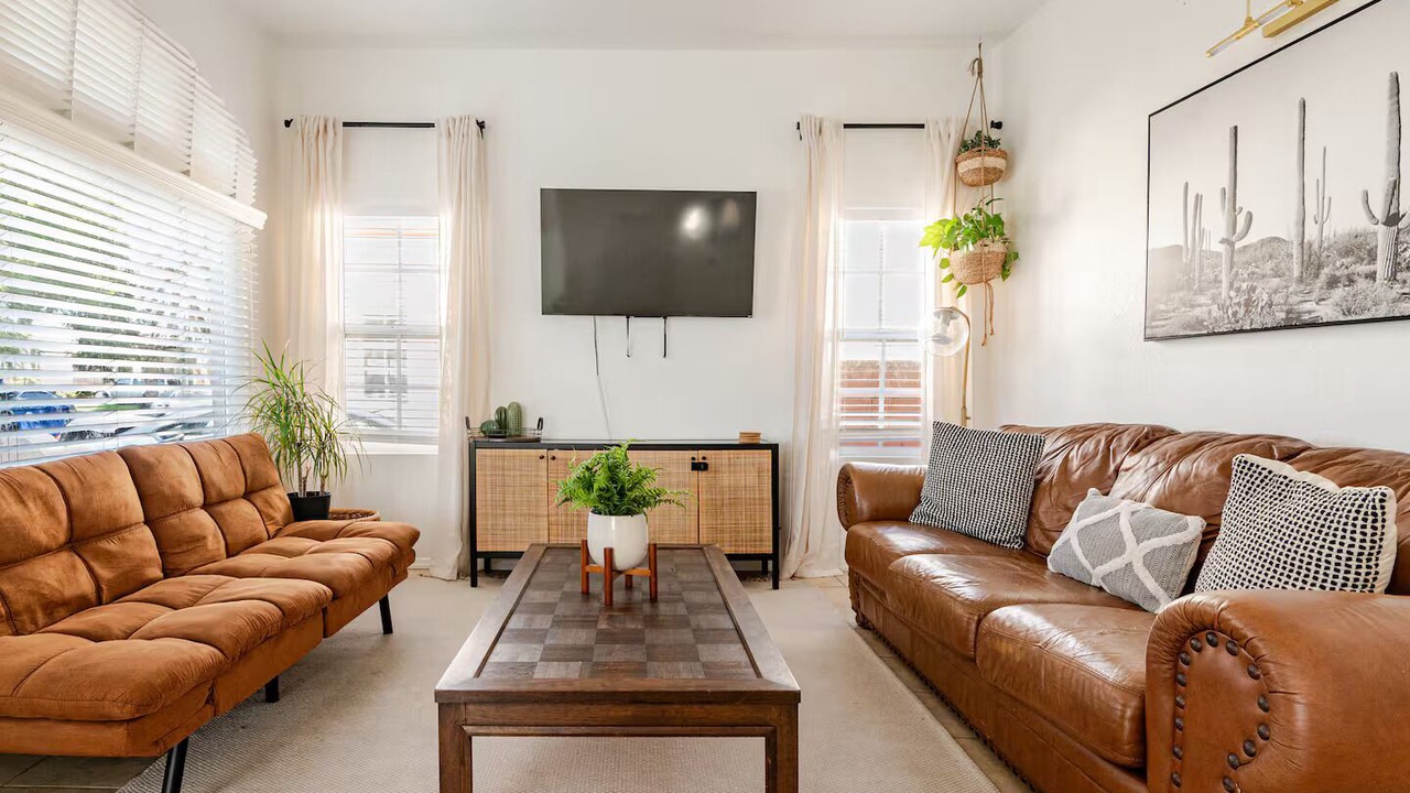 Photo of Livingroom in South Gate