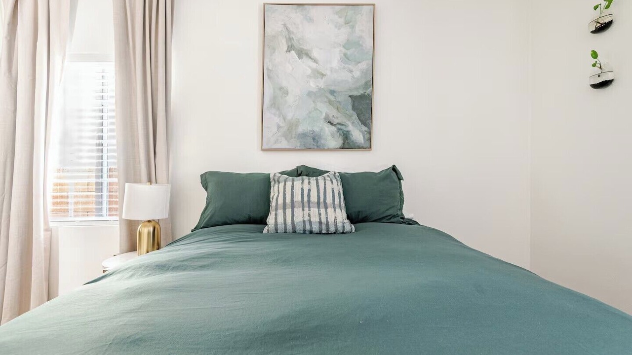 Photo of Bedroom in South Gate
