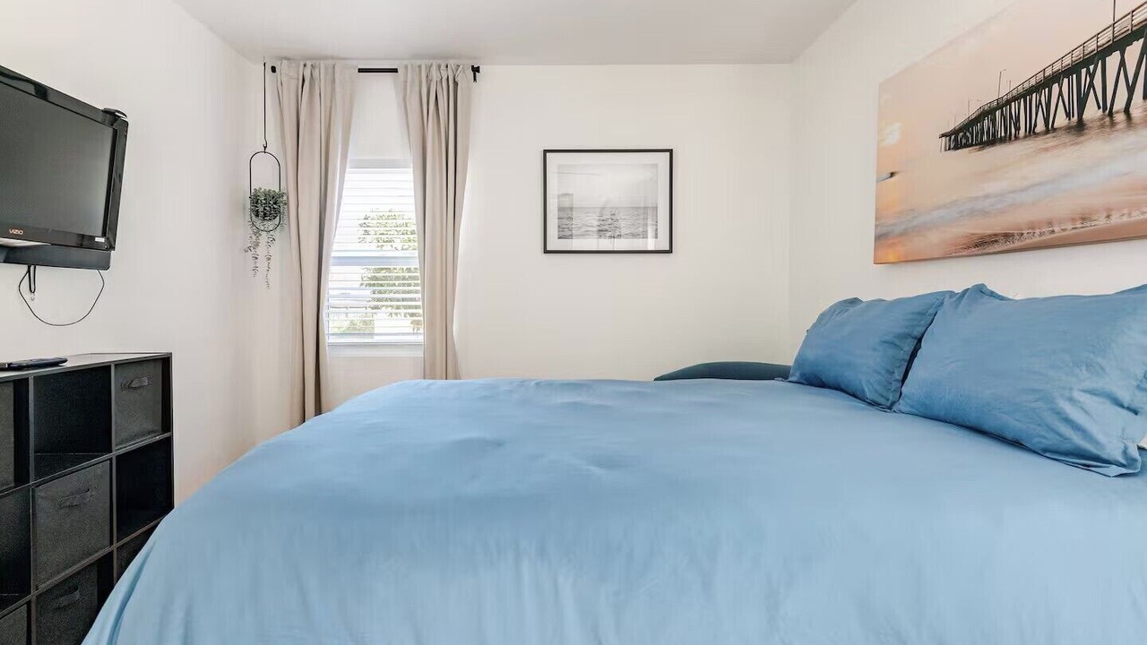 Photo of Bedroom in South Gate
