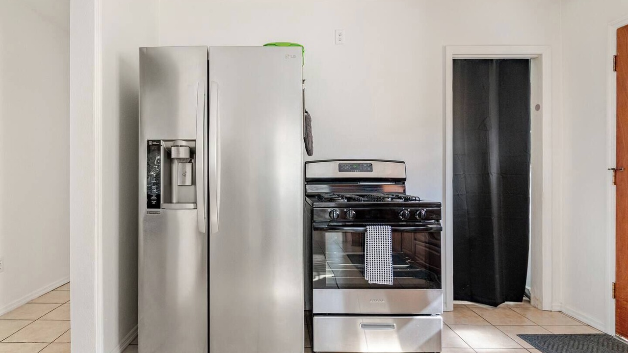 Photo of Kitchen in South Gate