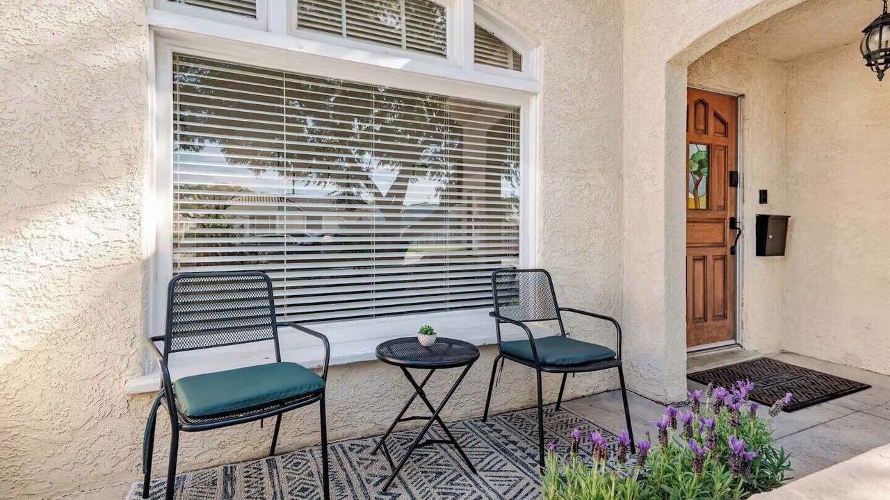Photo of Patio Balcony in South Gate
