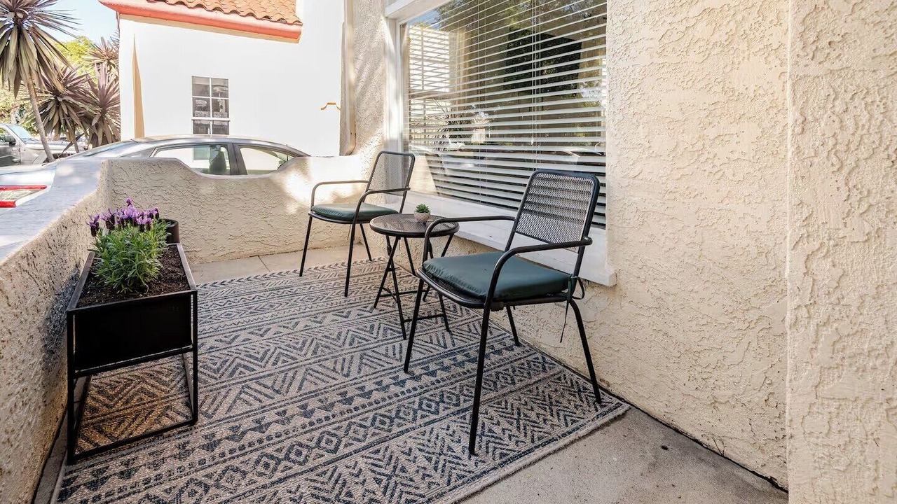Photo of Patio Balcony in South Gate