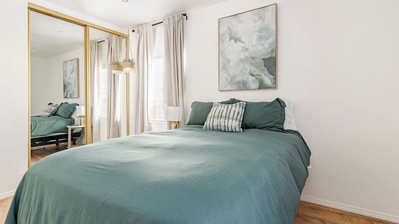 Photo of Bedroom in South Gate