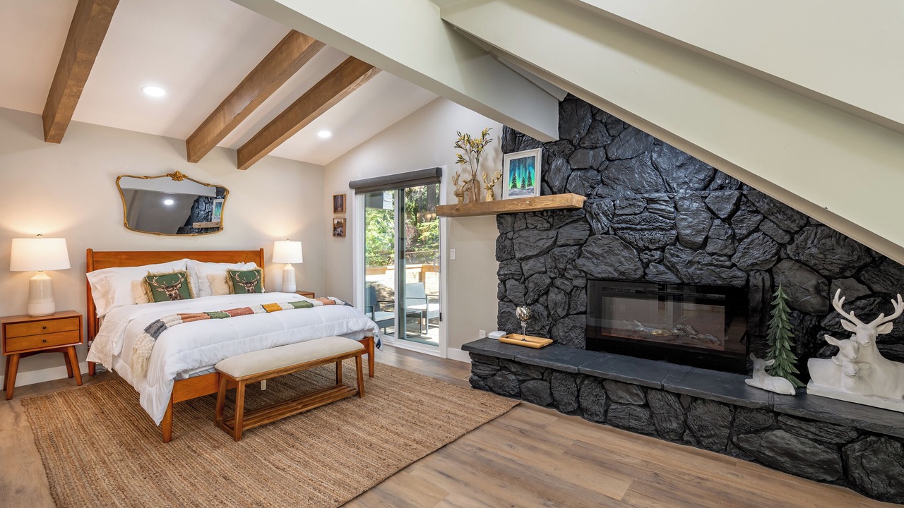 Photo of Bedroom in Summit Estates