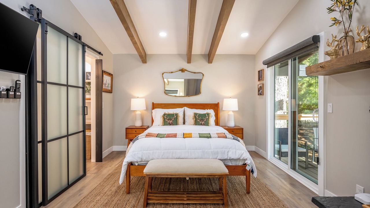 Photo of Bedroom in Summit Estates