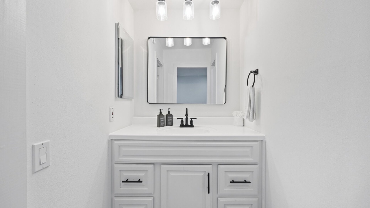Photo of Bathroom in Northwest San Pedro