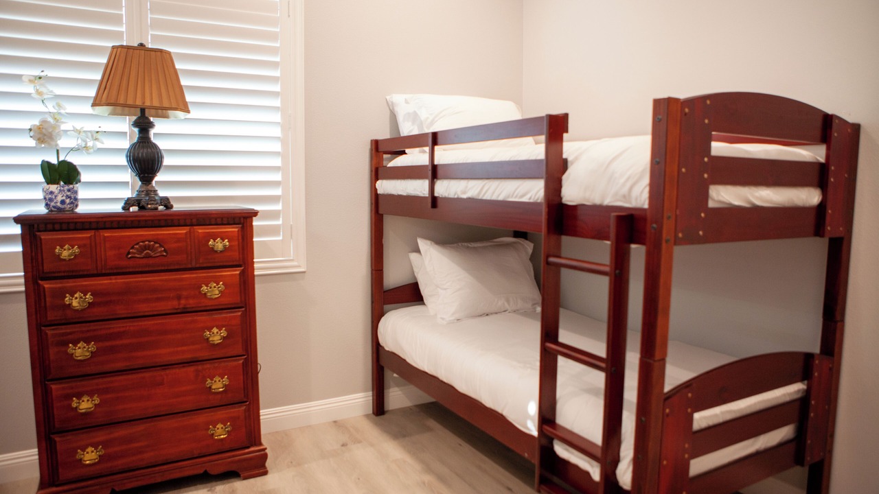 Photo of Bedroom in Midway City