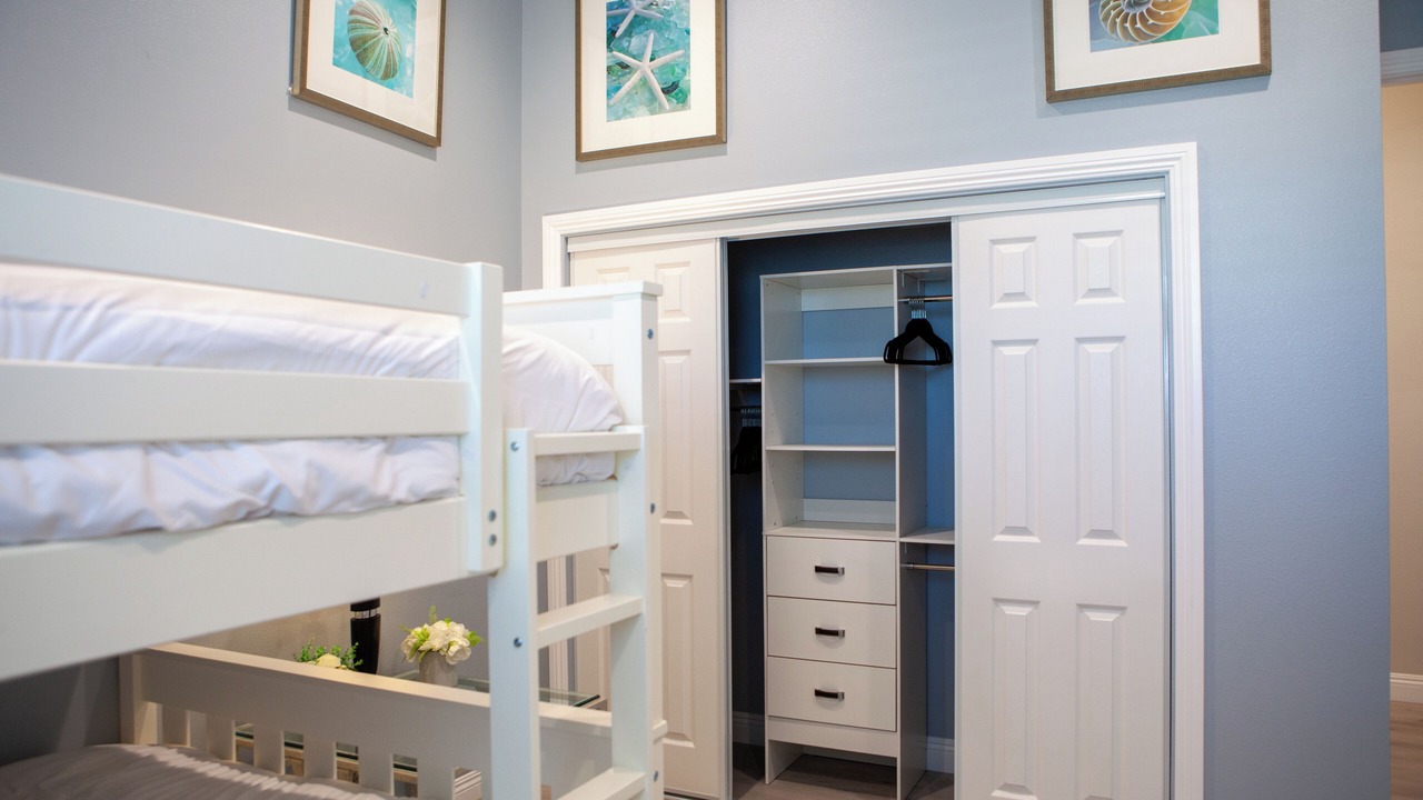 Photo of Bedroom in Midway City