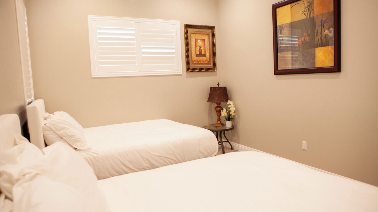 Photo of Bedroom in Midway City