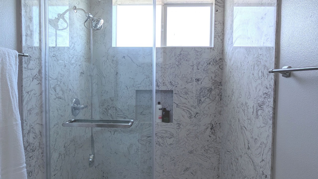 Photo of Bathroom in Midway City