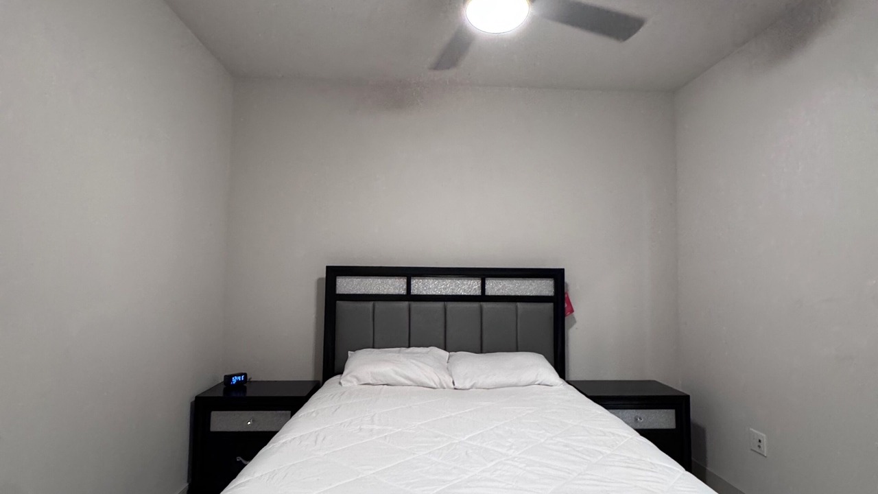 Photo of Bedroom in Midway District