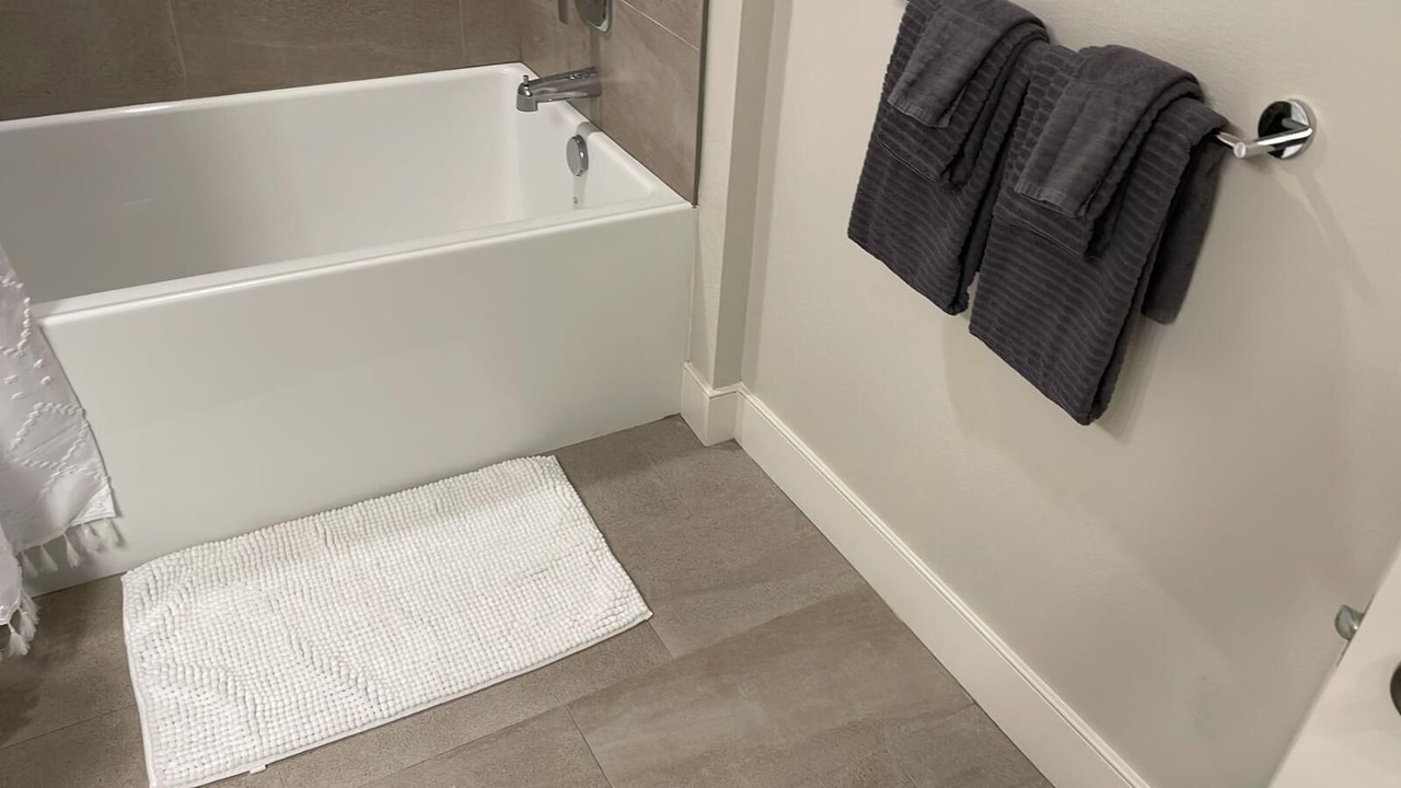 Photo of Bathroom in Midway District