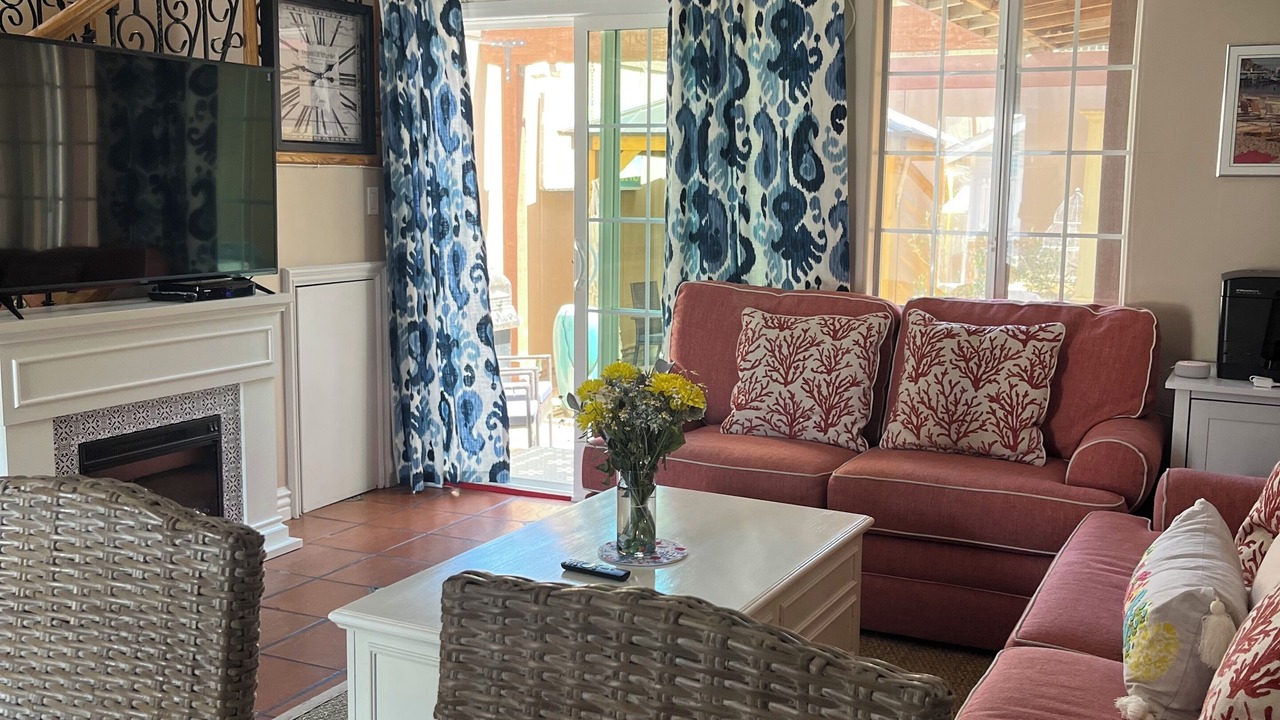 Photo of Livingroom in Avalon