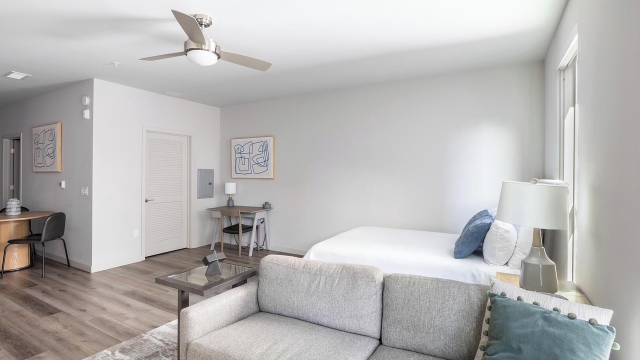 Photo of Bedroom in Reno/Tahoe Airport