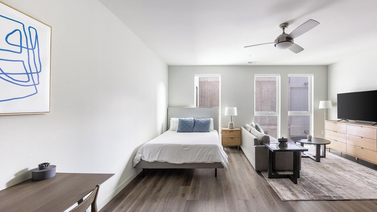 Photo of Bedroom in Reno/Tahoe Airport