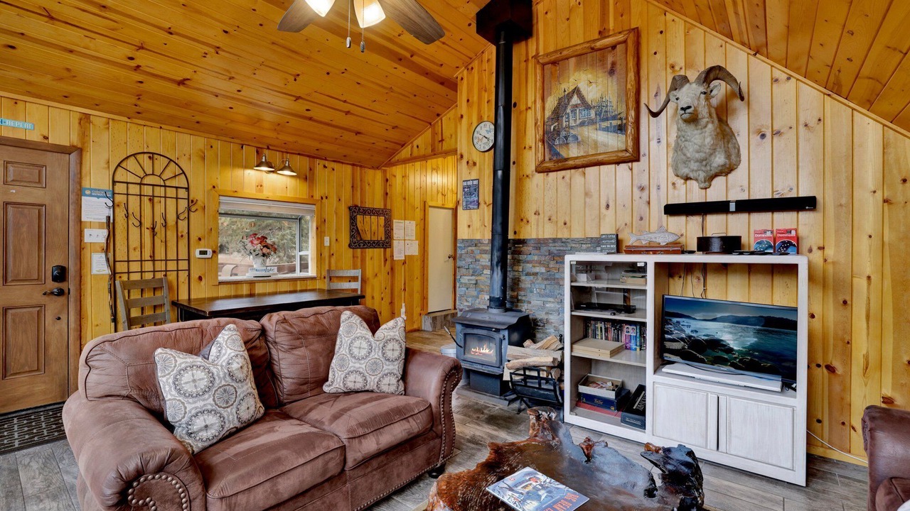 Photo of Livingroom in Boulder Bay