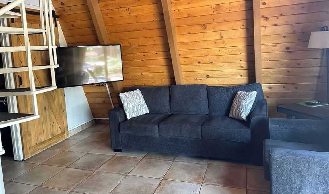 Photo of Livingroom in Oak Creek