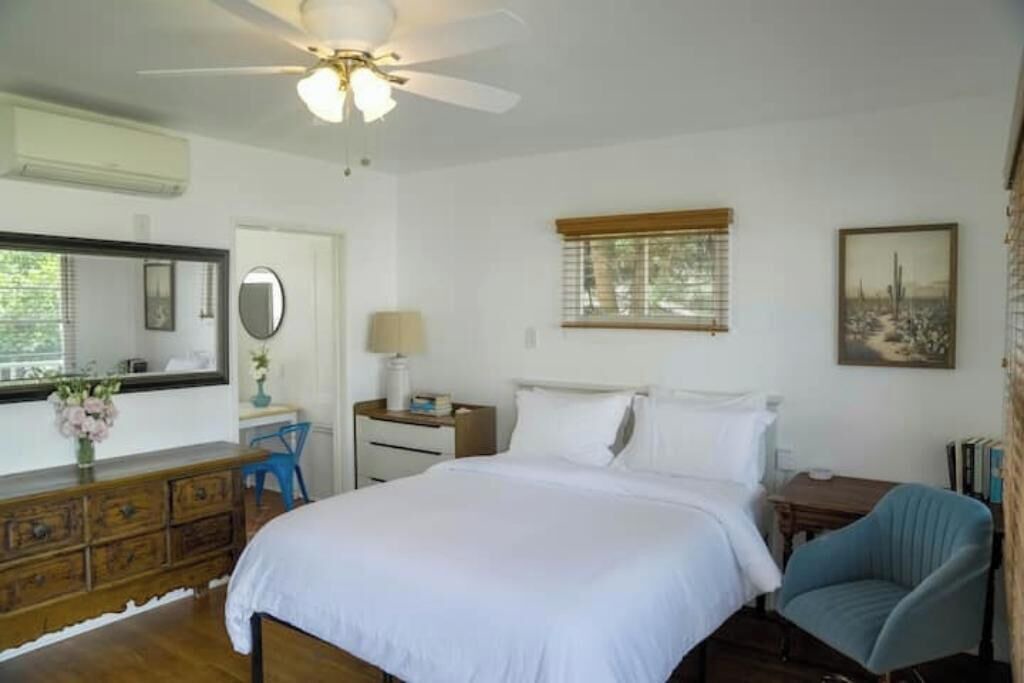 Photo of Bedroom in North of Wilshire