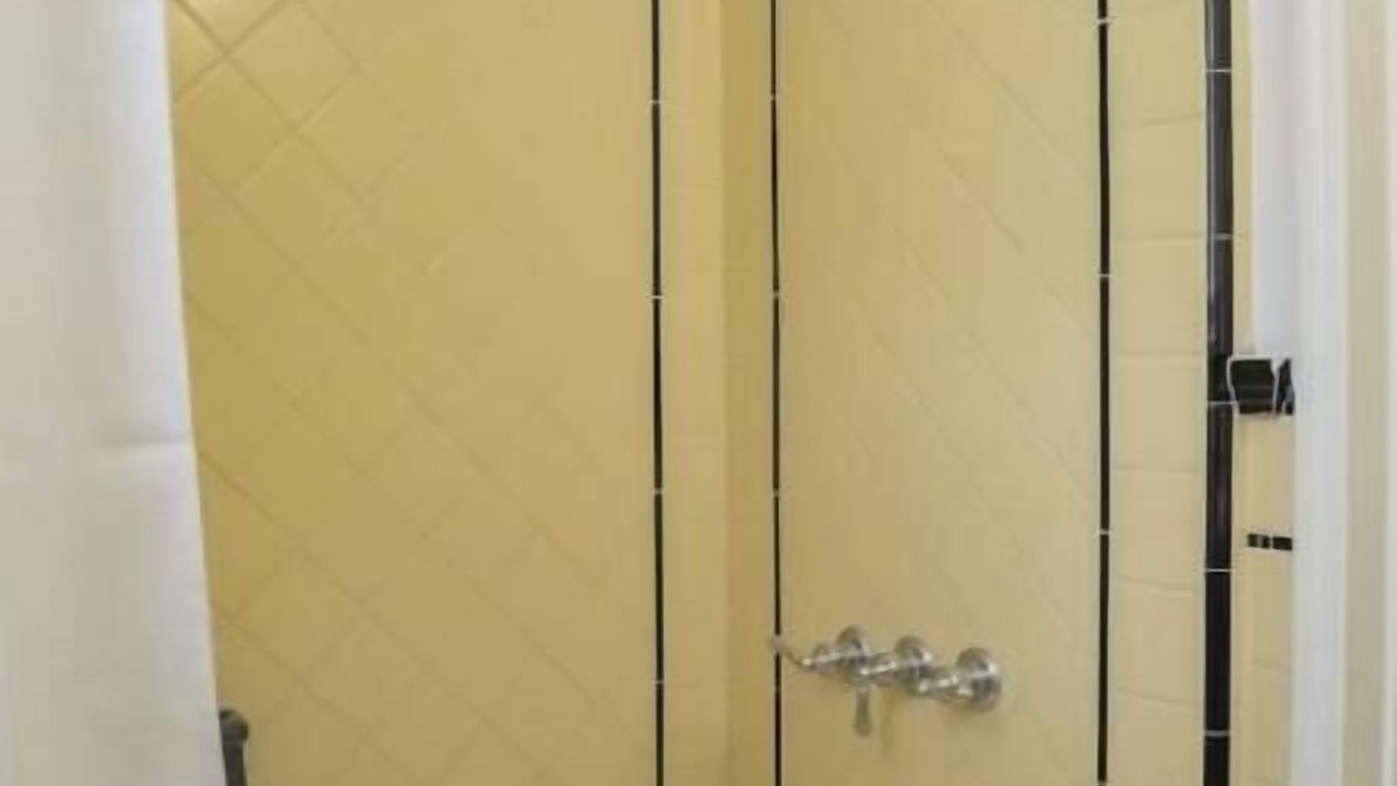 Photo of Bathroom in North of Wilshire
