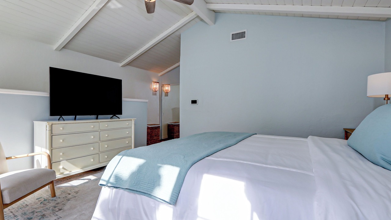 Photo of Bedroom in Tree Section