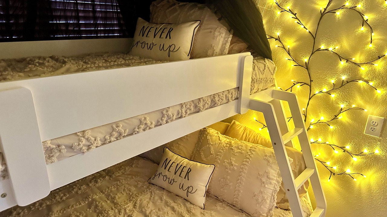 Photo of Bedroom in Mountain Club
