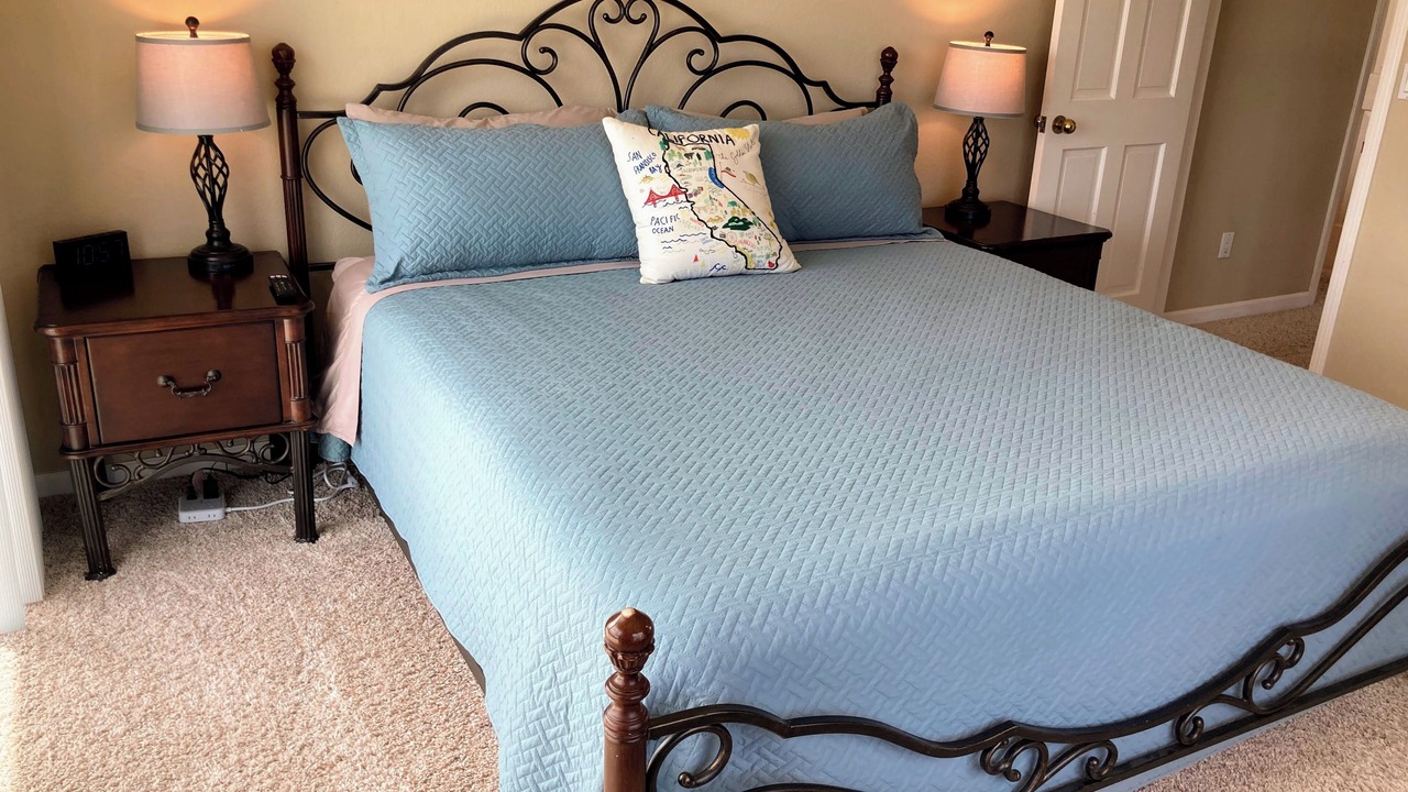 Photo of Bedroom in Discovery Bay