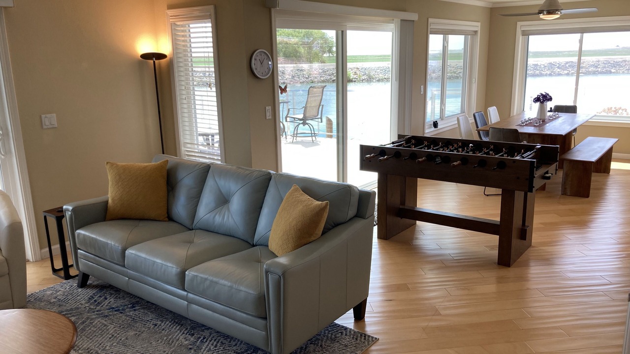 Photo of Livingroom in Discovery Bay