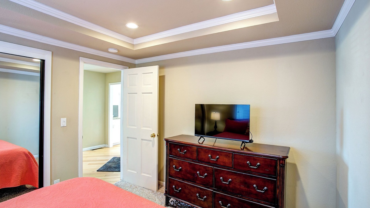 Photo of Bedroom in Discovery Bay