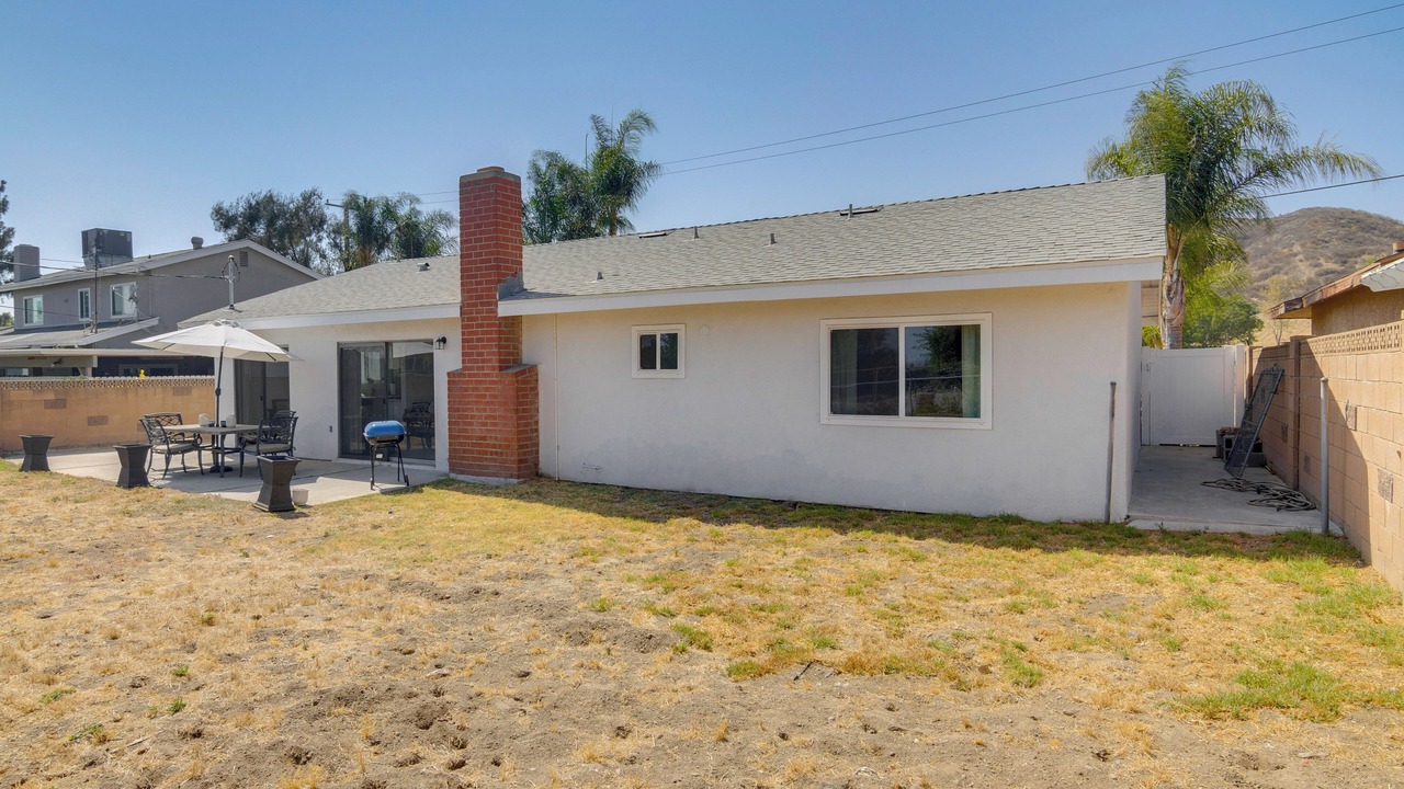 Photo of Outdoor in Lake View Terrace