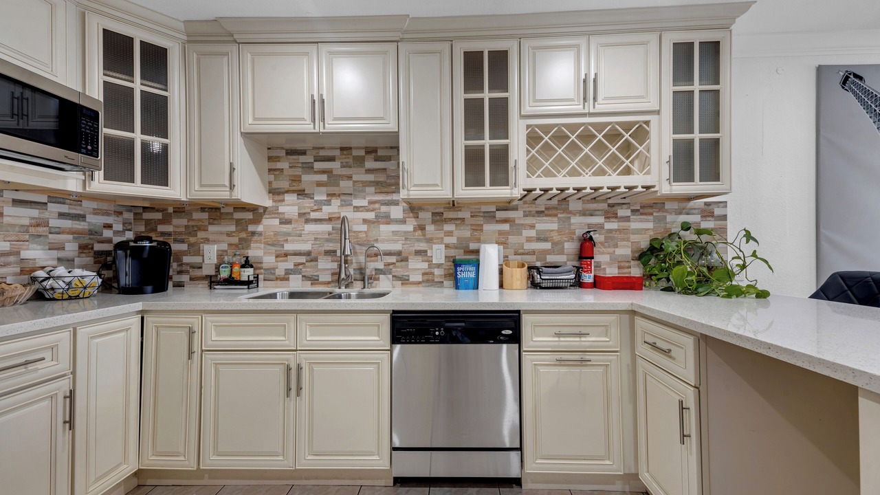 Photo of Kitchen in Midway City