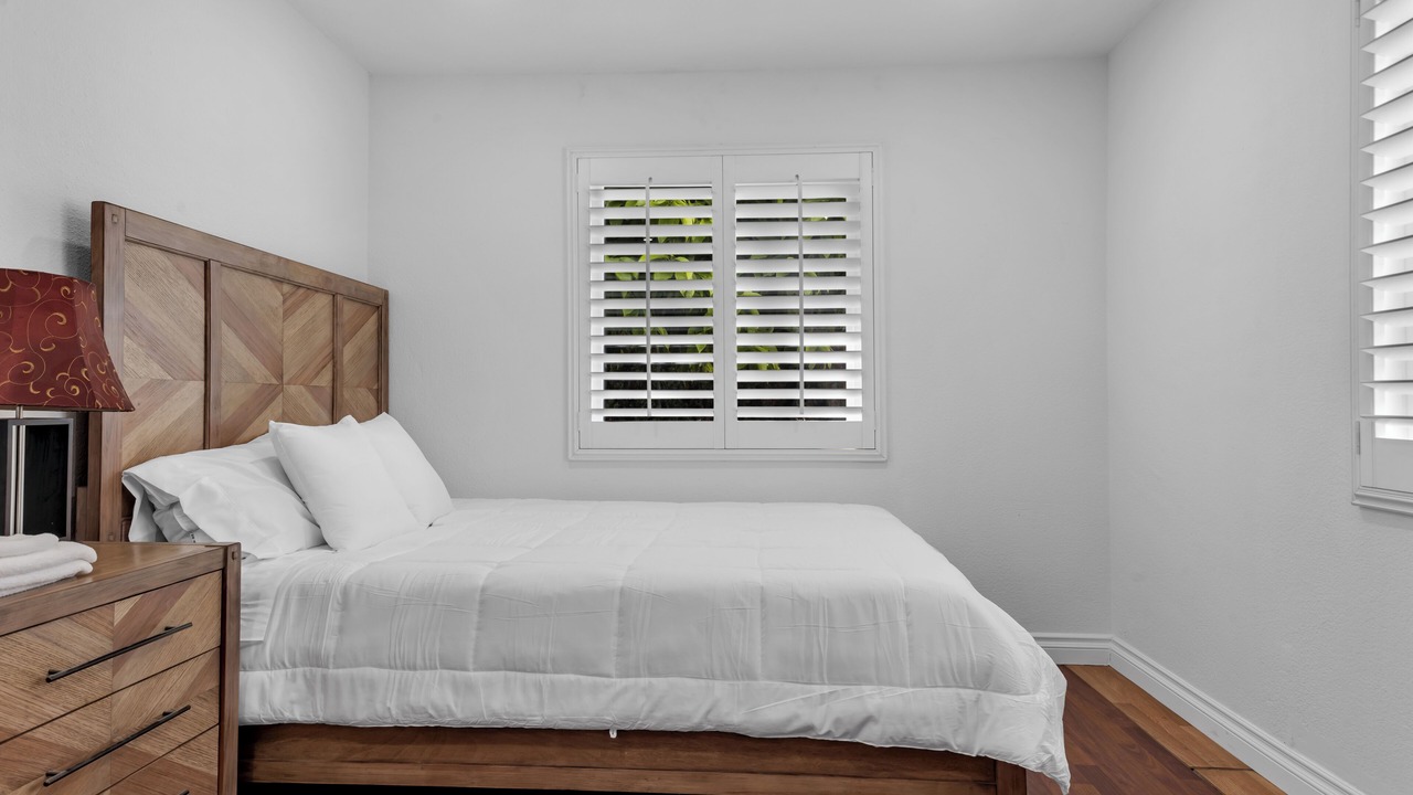 Photo of Bedroom in Midway City
