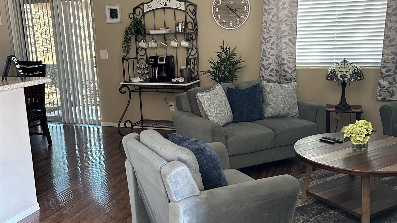 Photo of Livingroom in Prescott Valley Units