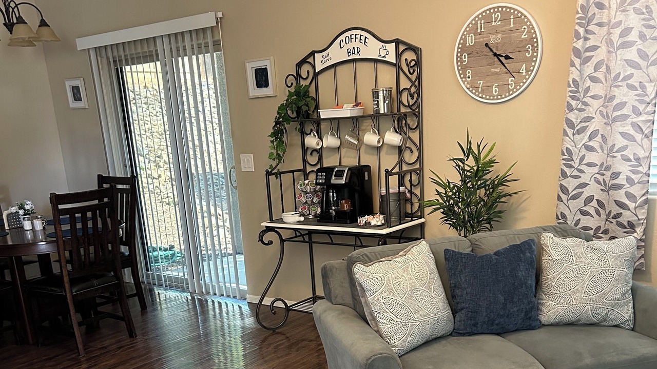 Photo of Livingroom in Prescott Valley Units