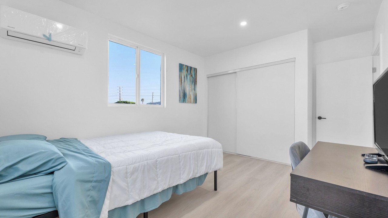 Photo of Bedroom in Cypress Park