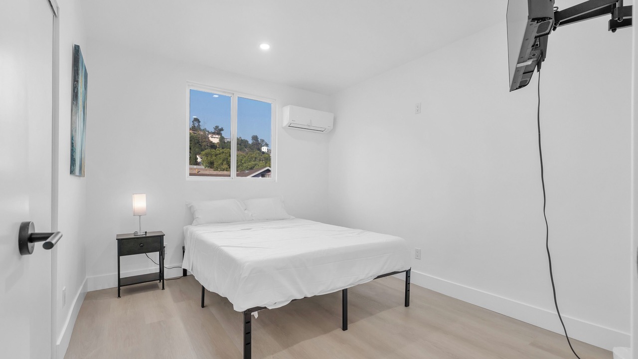 Photo of Bedroom in Cypress Park